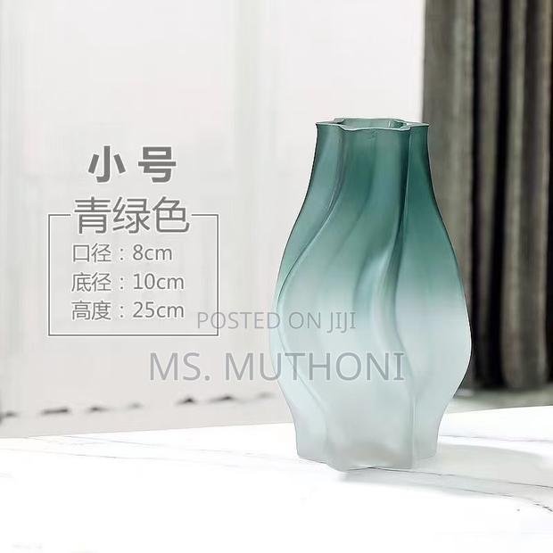 Nordic Glass Flower Vase - thumbnail 6