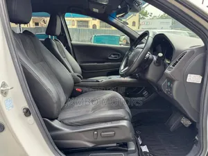 Honda Vezel 1.5 Hybrid 2WD 2019 White