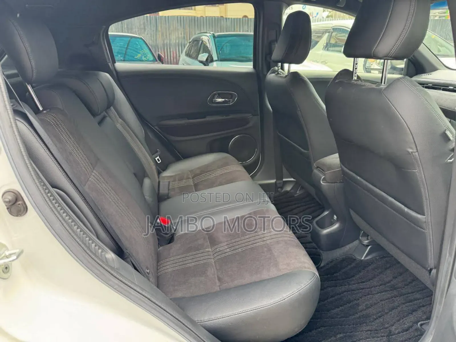 Honda Vezel 1.5 Hybrid 2WD 2019 White