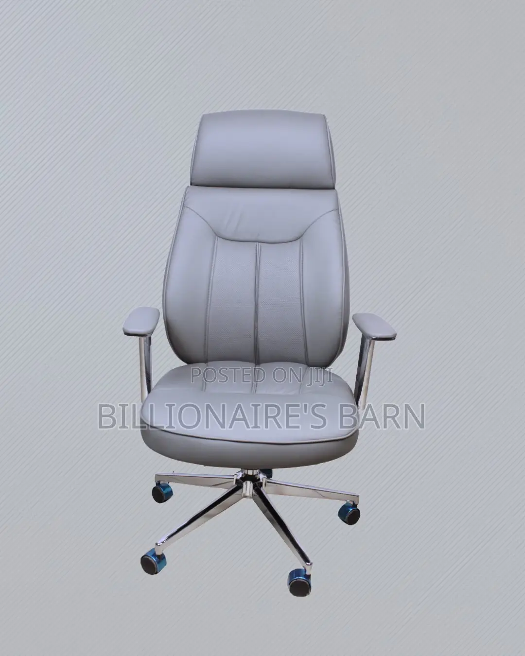 Grey Executive Office Chair |Quiet Movement That Won’T Annoy Your Team