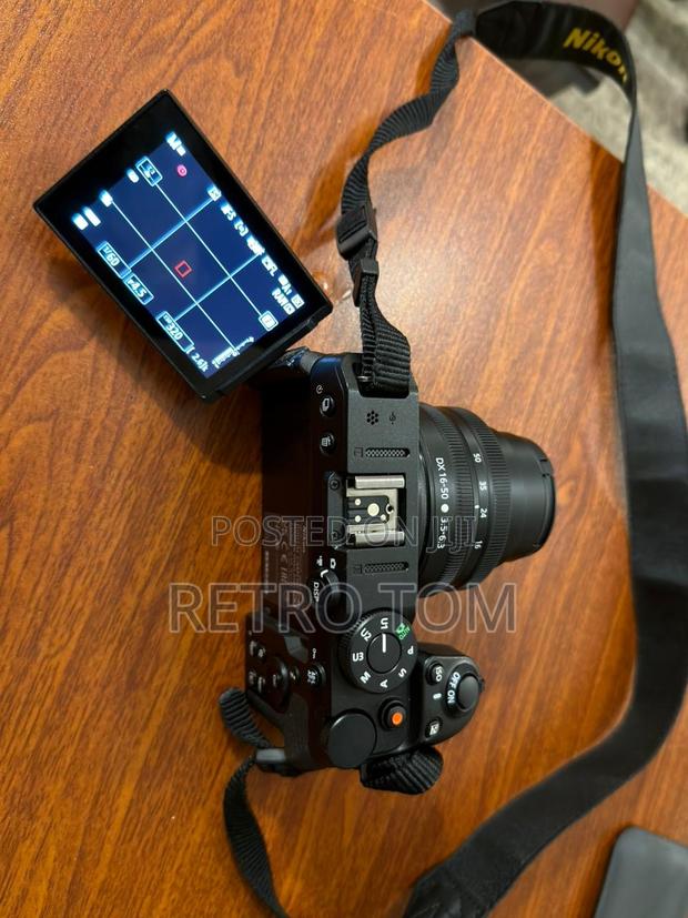 Nikon Z30 Mirrorless Camera - thumbnail 3