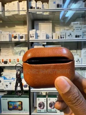 Soft Leather Case/Cover for Apple Airpods 4 Metal Keychain