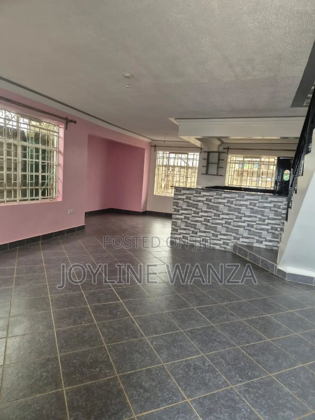 4bdrm House in Paradise Court, Kenyatta Road / Theta  for sale