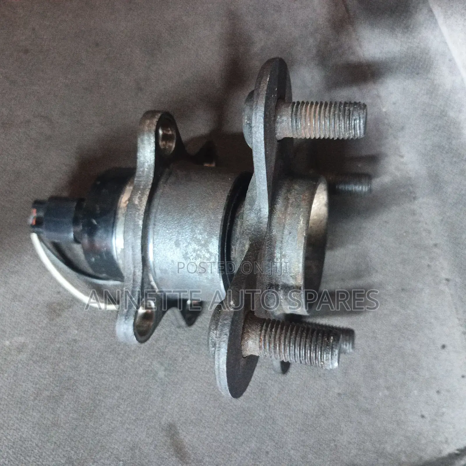 Toyota Passo Hub