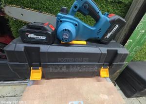 12" Cordless Chainsaw/Rechargeable Battery Cordless Chainsaw - thumbnail 2