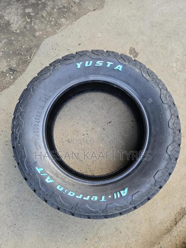 205/65r15 Yusta Tyre - thumbnail 3