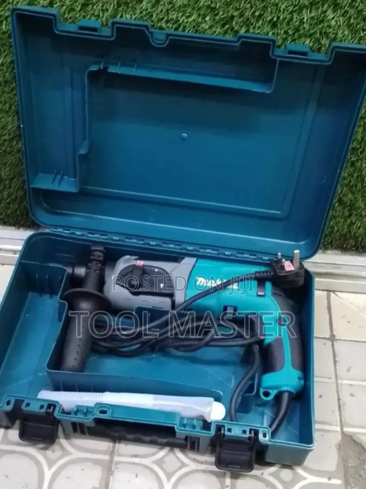 Makita Rotary Hummer Drill/ 800watts Makita Rotary Hummer