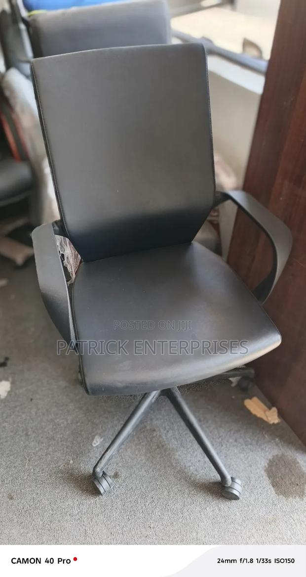 Executive Officer Leather Chair - thumbnail 3