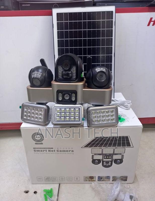 Tripple Lens Solar PTZ 4g 4g Solar Powered Camera V380