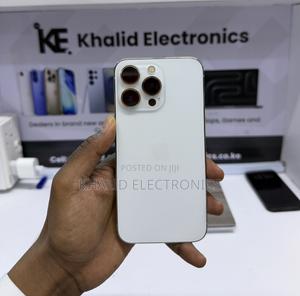 Apple iPhone 13 Pro 256 GB Silver - main view