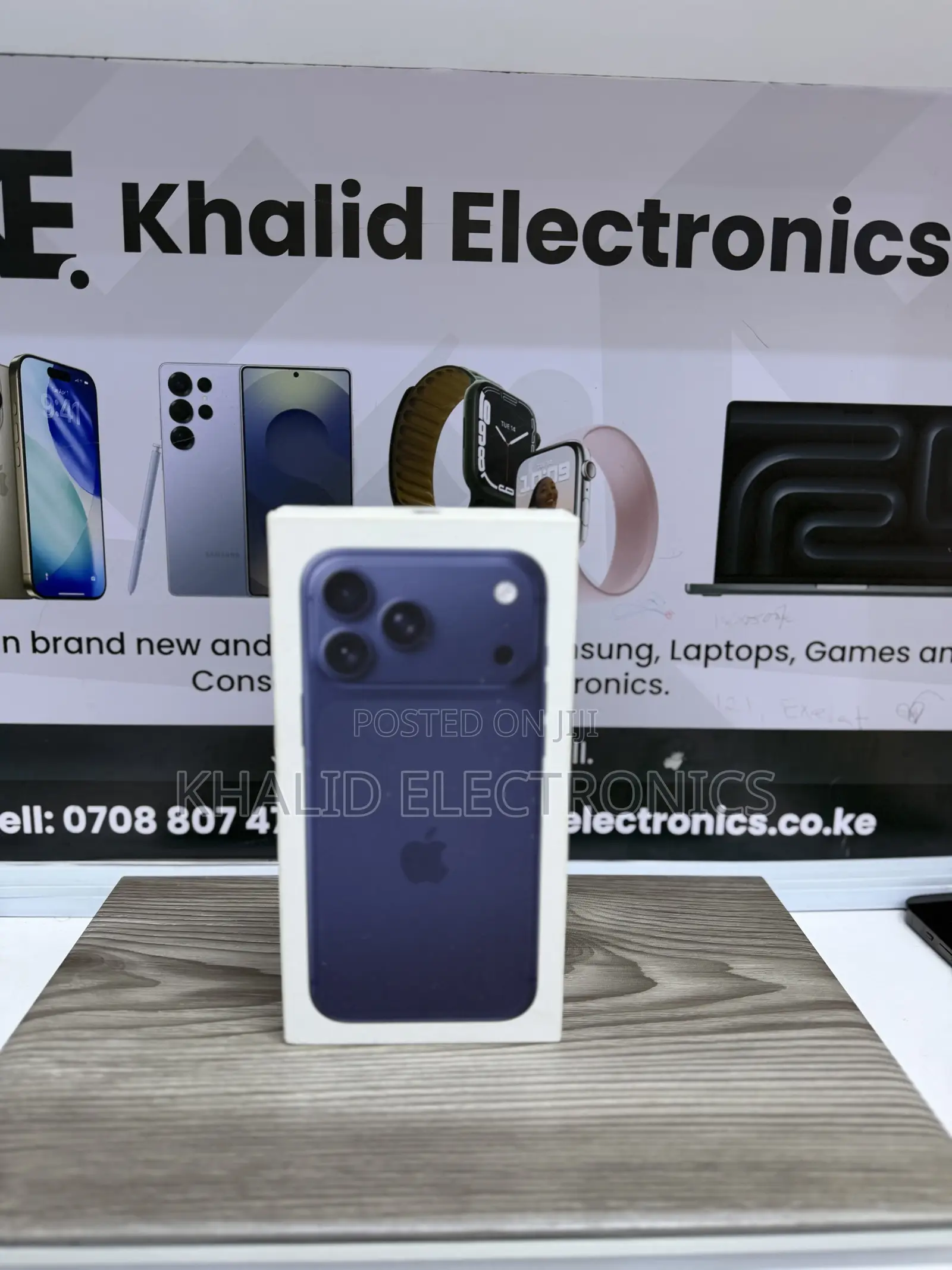 New Apple iPhone 17 Pro Max 256 GB Blue