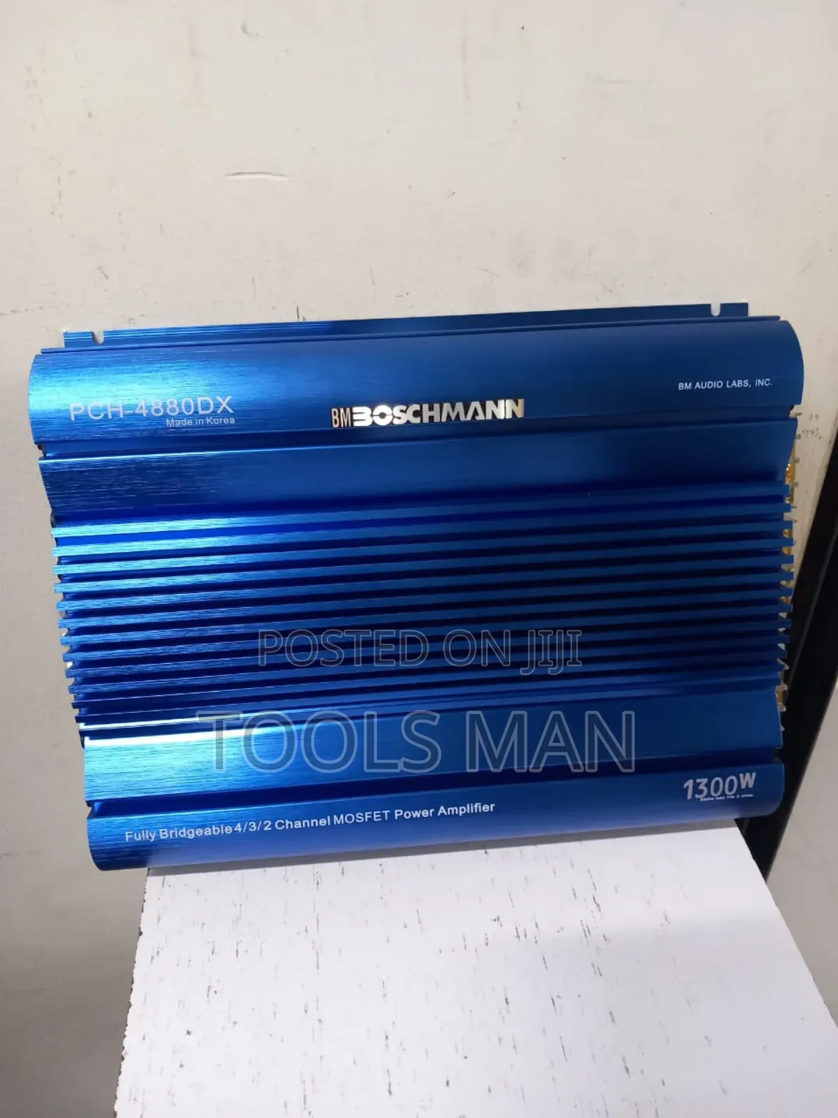 Boschmann PCH-4880dx Car Power Amplifier.