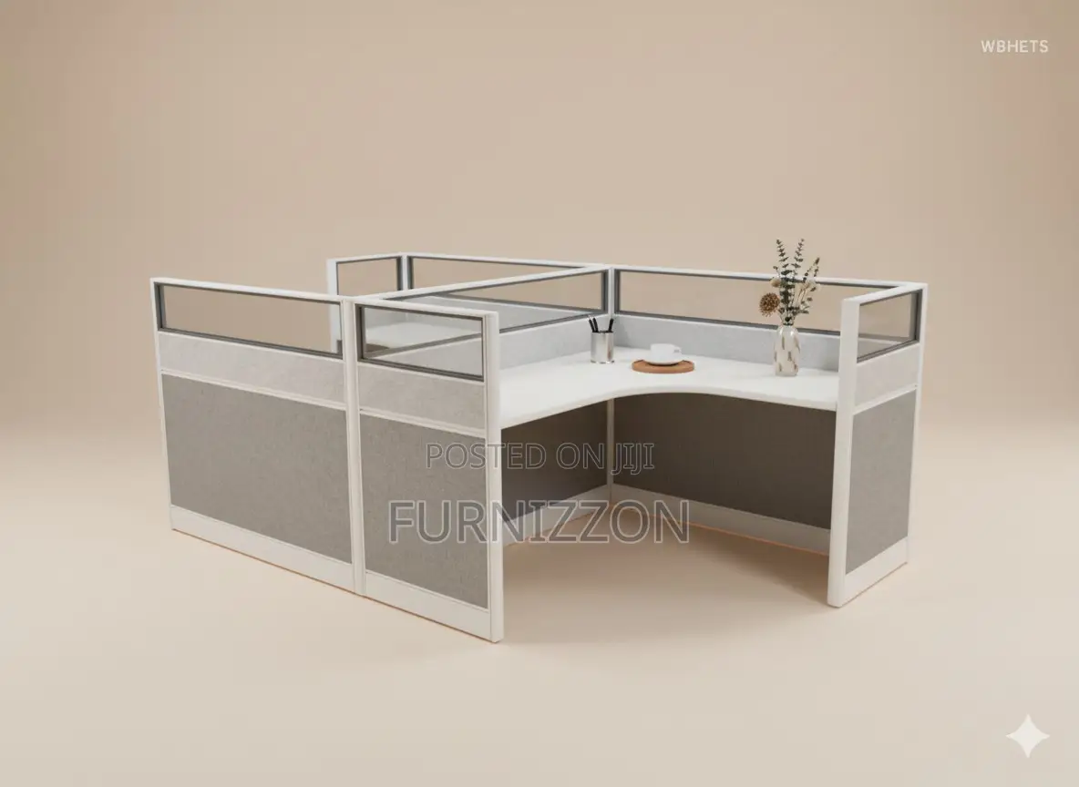 2-Cubicle Office Workstation With Glass Aluminium Dividers