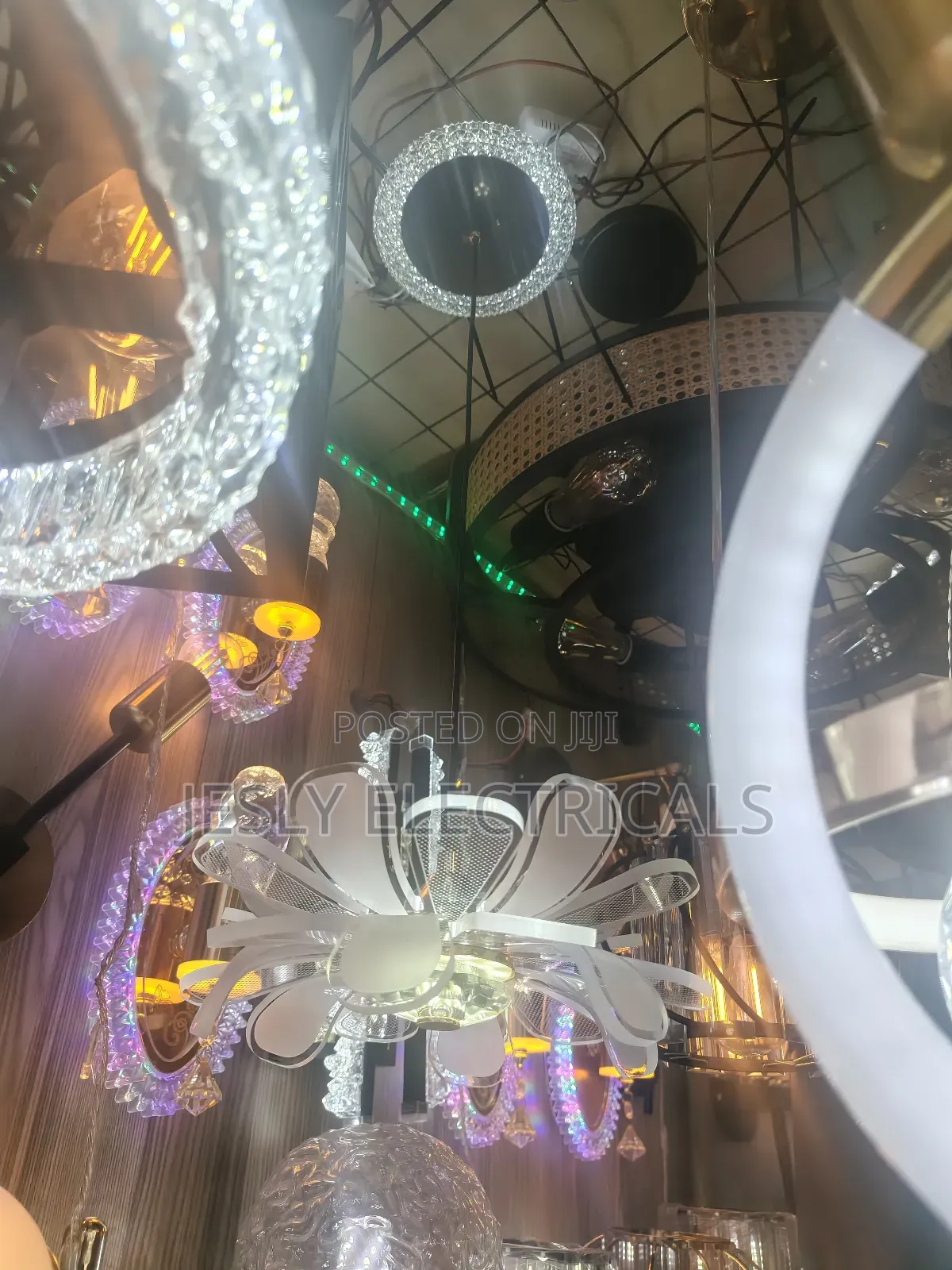 Petal -Like Pendant Light