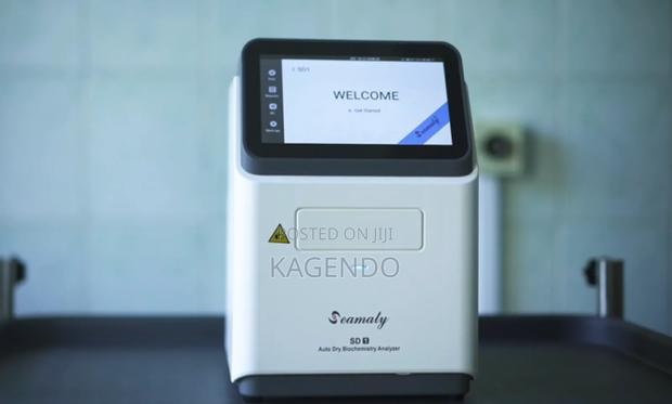 Dry Chemistry Analyzer - main view