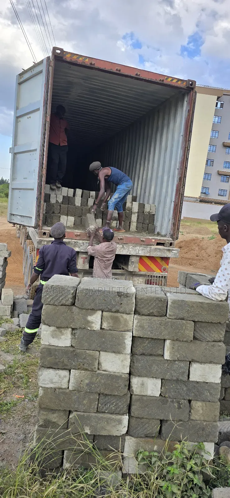 Ndarugo Blocks, Machine Cut Stones