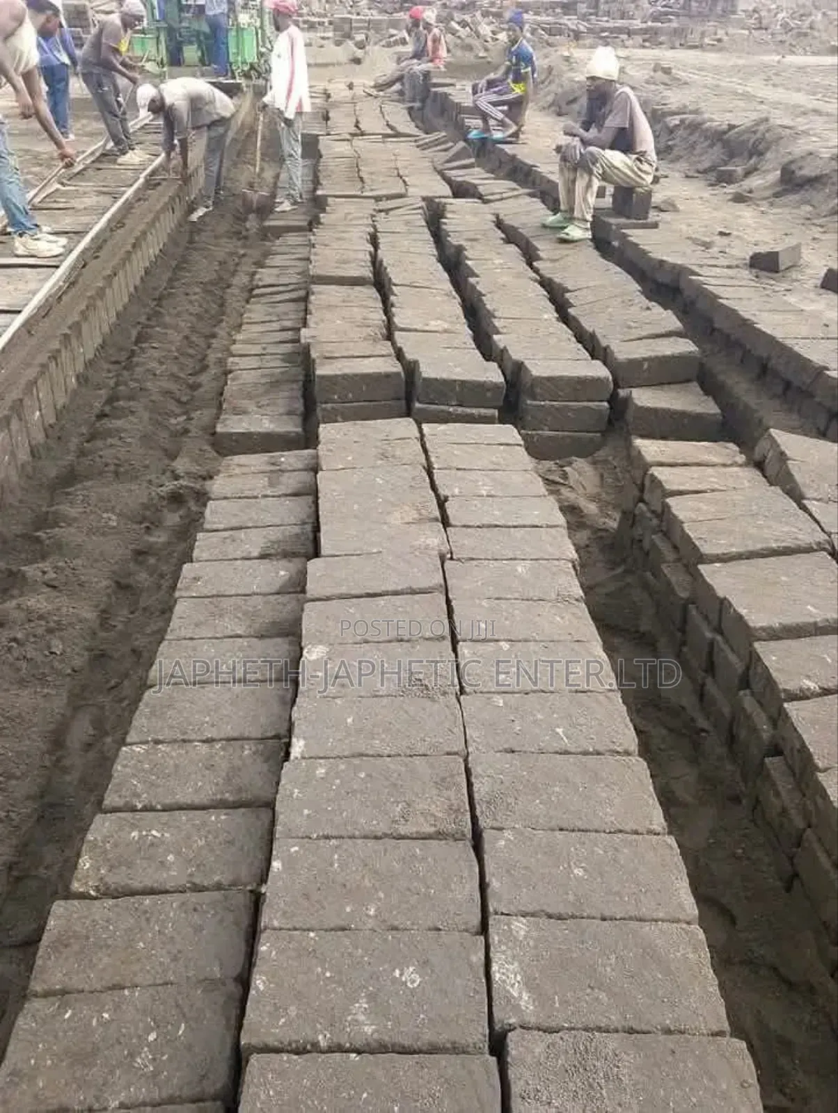 Machine Cut Stones/ Thika Stones