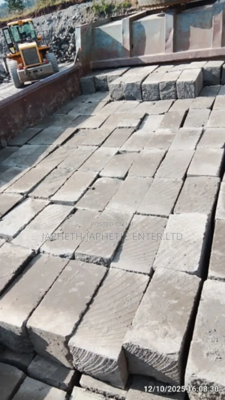 Machine Cut Stones/ Thika Stones