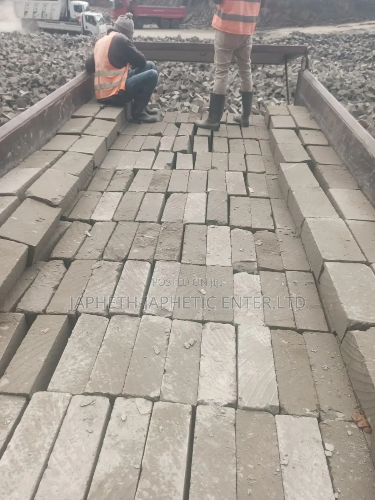 Machine Cut Stones/ Thika Stones