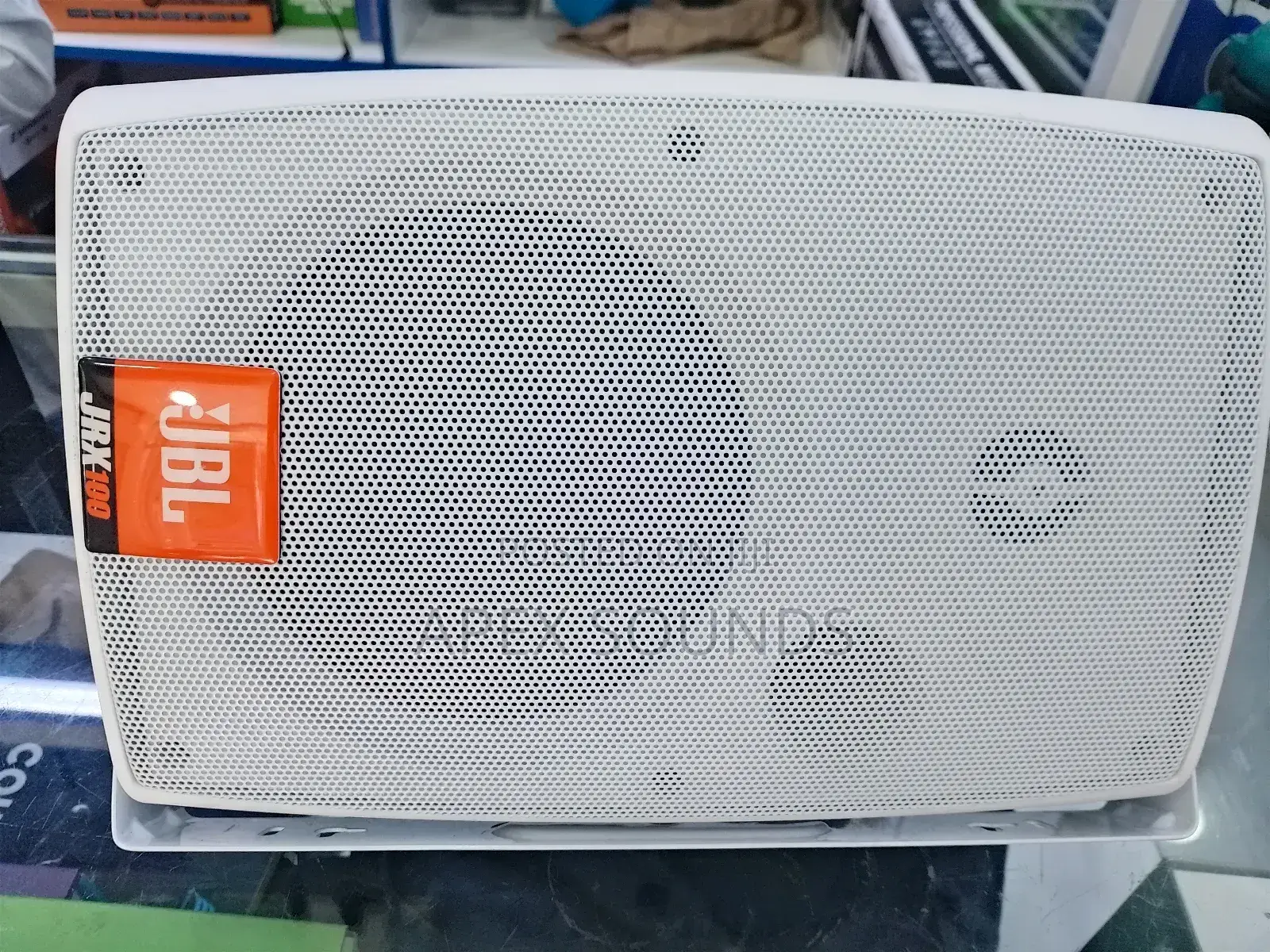 JBL 6inches Speaker