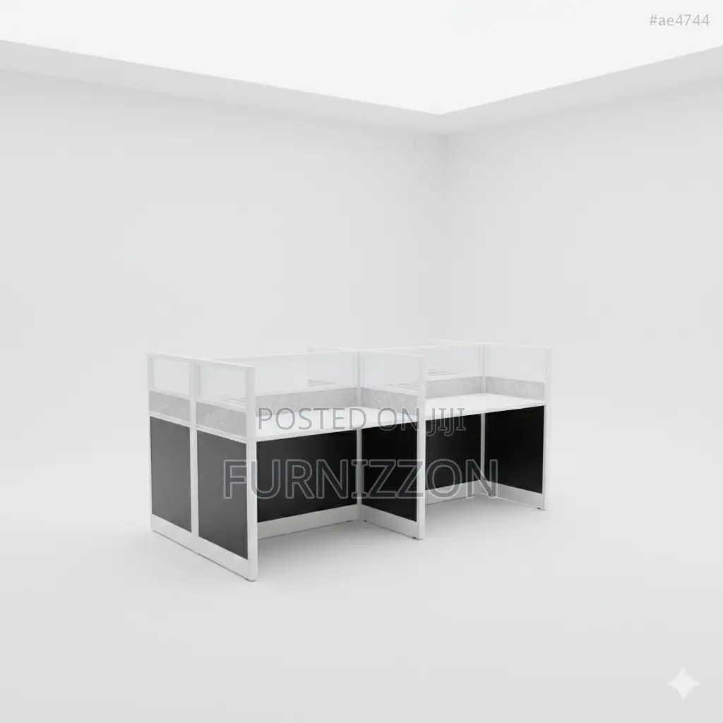Glass Aluminium Partitioned 4-Cubicle Workstation With Wooden Top