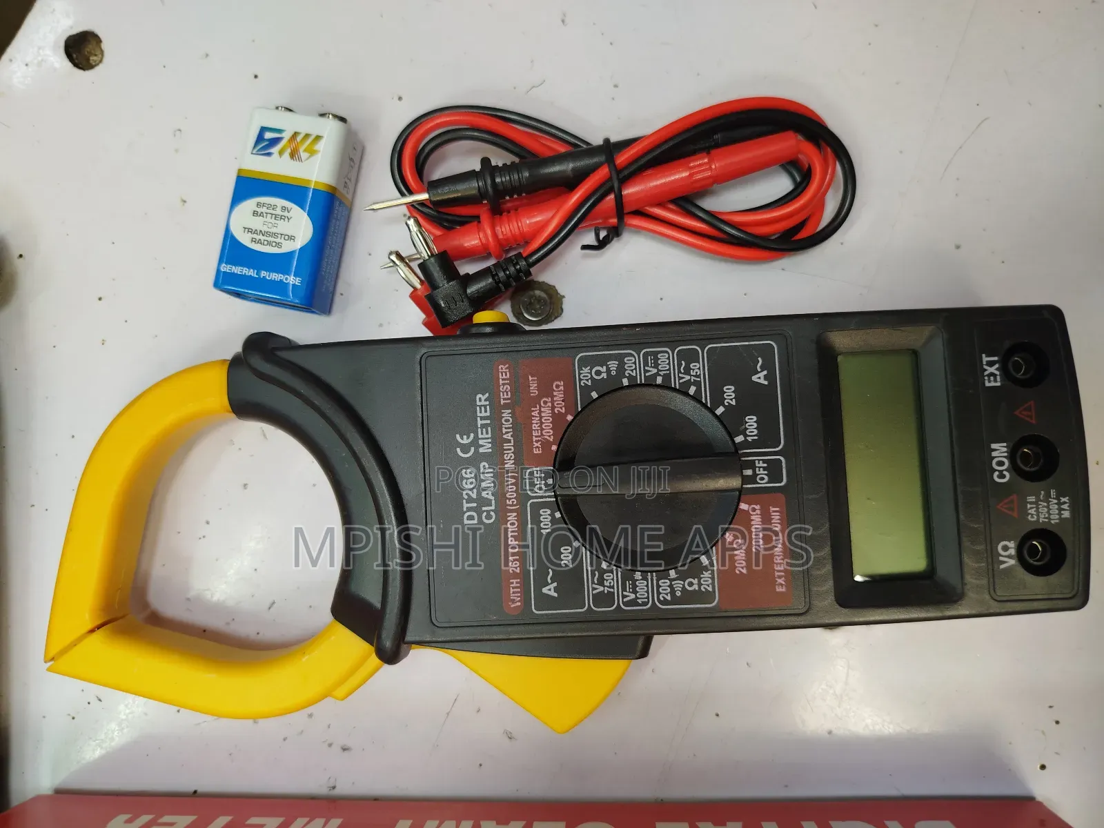 Digital Clamp Meter