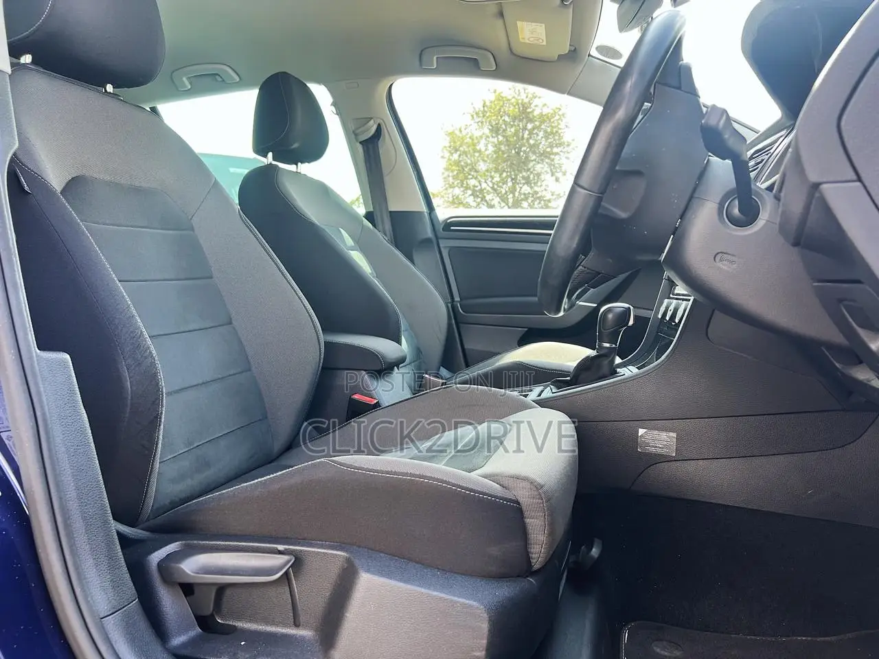 Volkswagen Golf TSI S FWD 2018 Blue