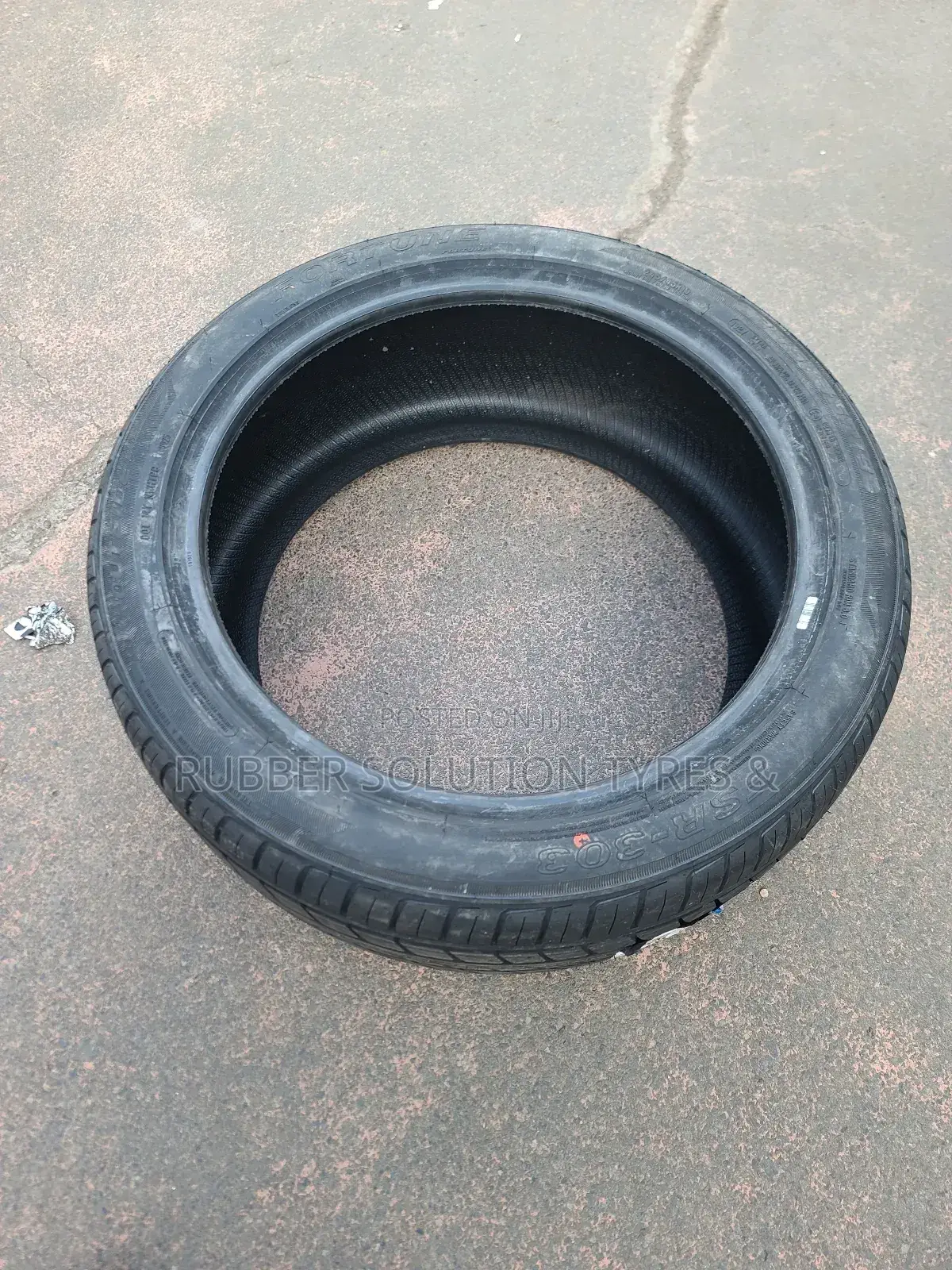 245/45r19 Fortune Tires X/L Fsr303