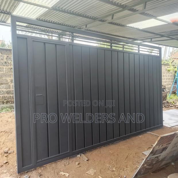 Heavy-Duty Custom Steel Sliding Gates – Order Today - thumbnail 3