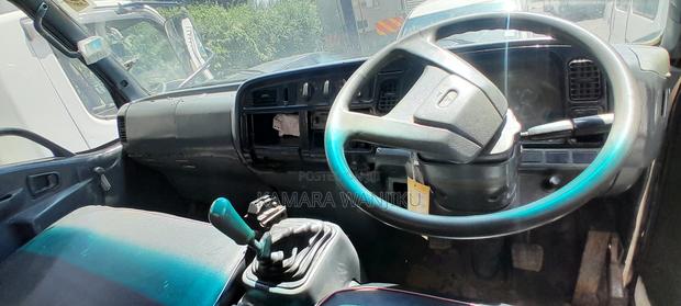 Mitsubishi Fh - thumbnail 6