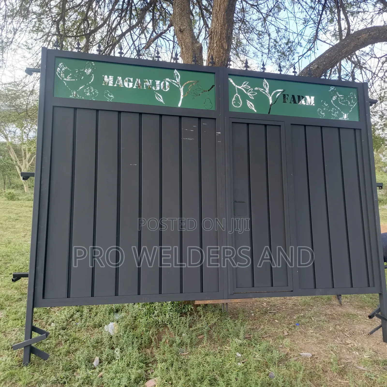 Modern Steel Swing Gates – Custom Designs Available