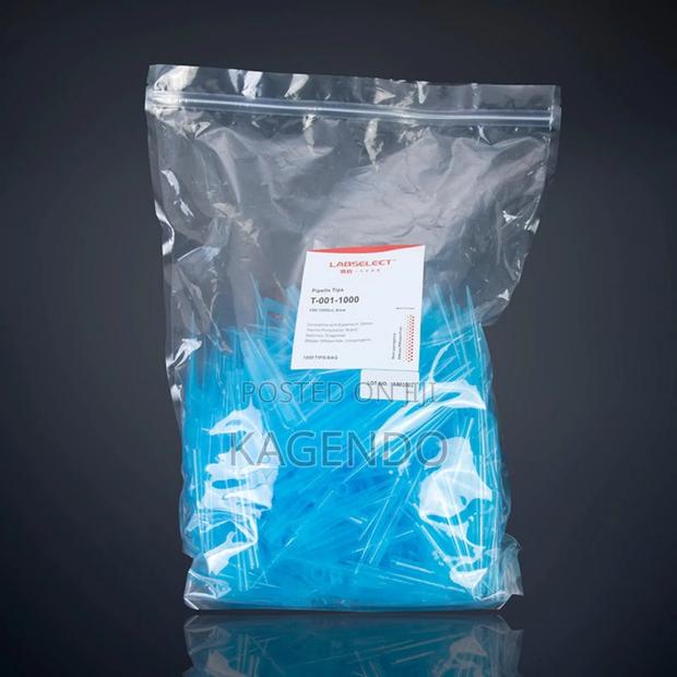 Blue Tip Universal Lab Pipette Tips - main view