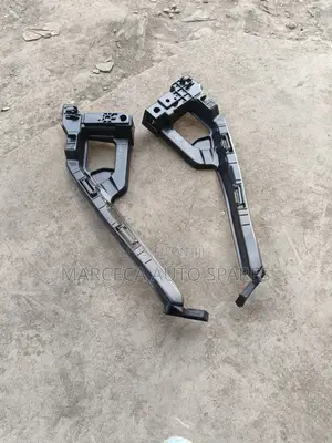 Headlight Bracket Set Honda Vezel 2020