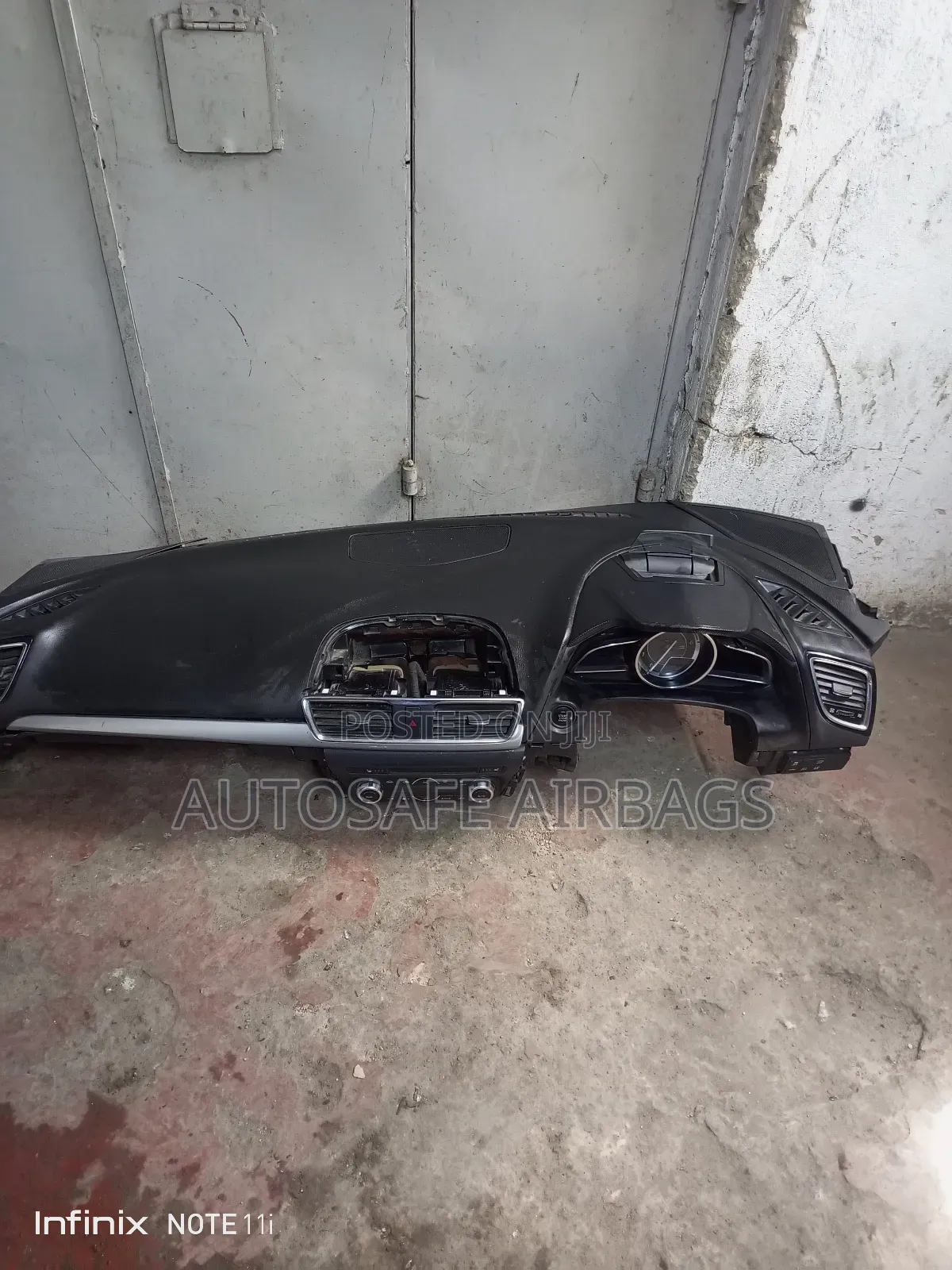 Mazda Axela Dashboard