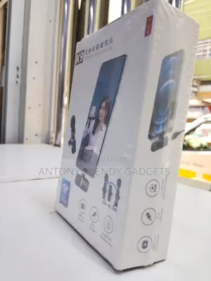  Wireless Lavalier Mic One-to-Two for Vlogging