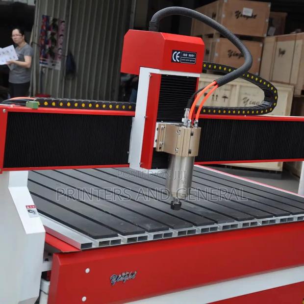 Yinghe 1300*2500mm CNC Wood Cutting Engraving Milling Machine