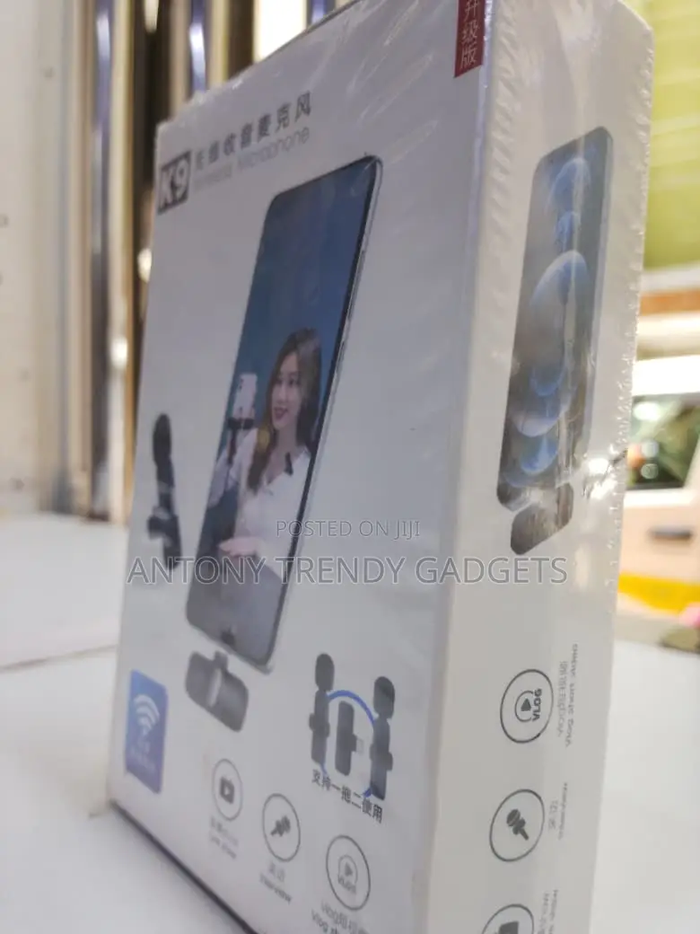  Dual Wireless Microphone for Live Interview Vlog