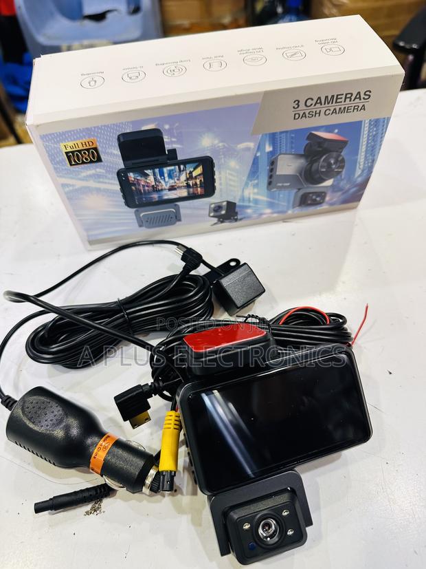 Dash Camera Y06 – Reliable Car Driving Recorder