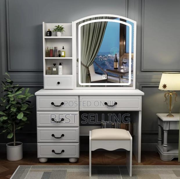 Large Classic Dressing Mirror