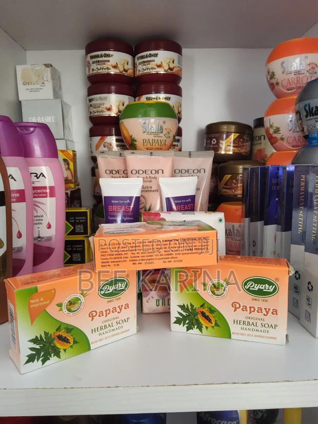 Pyary Papaya Herbal Soap - thumbnail 2