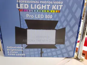 Varicolor Pro Led 800 Photo & Video Light Kit (With Stand)