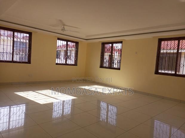 4bdrm Villa in Nyali for rent - thumbnail 3