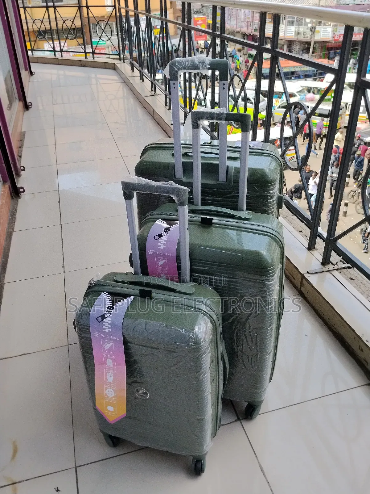 Unbreakable 3-Pc Pp Suitcase Set - Zipper Frame + 360° Wheels