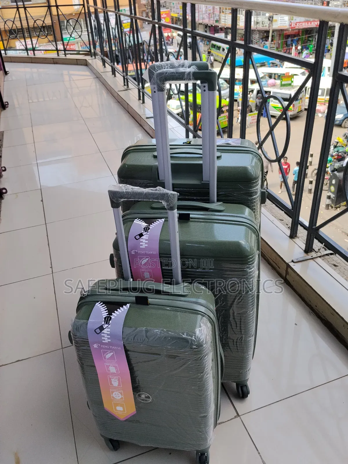 Unbreakable 3-Pc Pp Suitcase Set - Zipper Frame + 360° Wheels