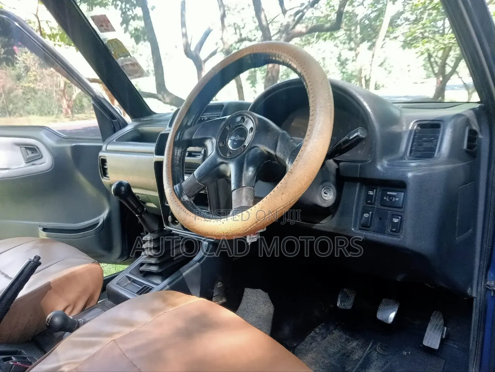 Suzuki Escudo 2000 Blue
