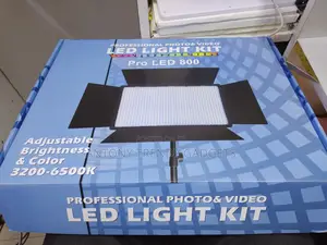 Professional Led 800 Video Light For Photography & Filming