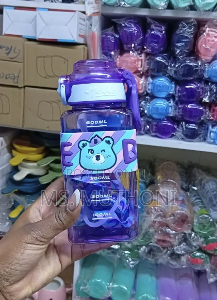 600 Ml Cute Bear Baby Square Bottle*