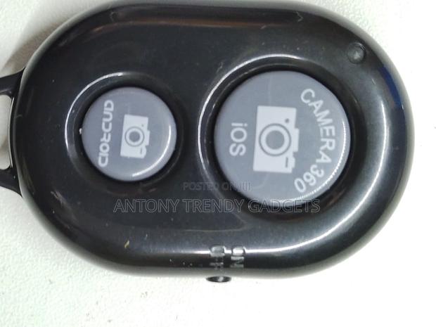 Bluetooth Camera Shutter Remote Control - thumbnail 2