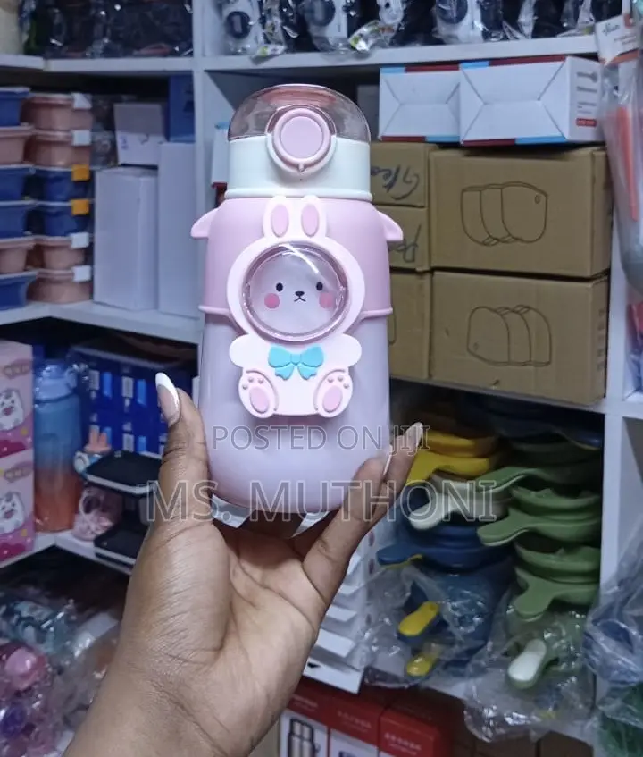 700 Ml Kawaii-Style Bear Water Bottle,