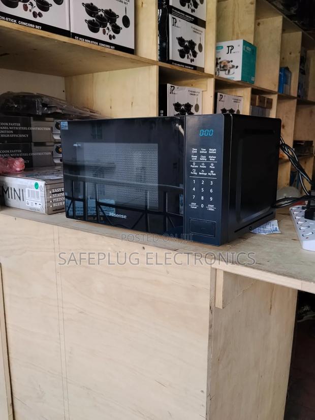 Hisense Black Turbo Microwave Oven